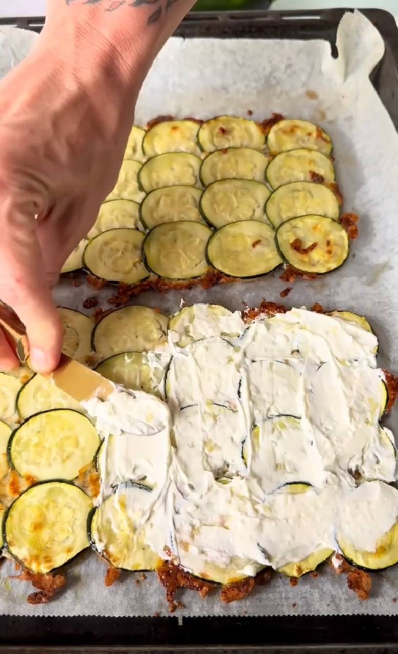 Вкусный сэндвич из кабачков, который станет вашим любимым: готовится очень легко